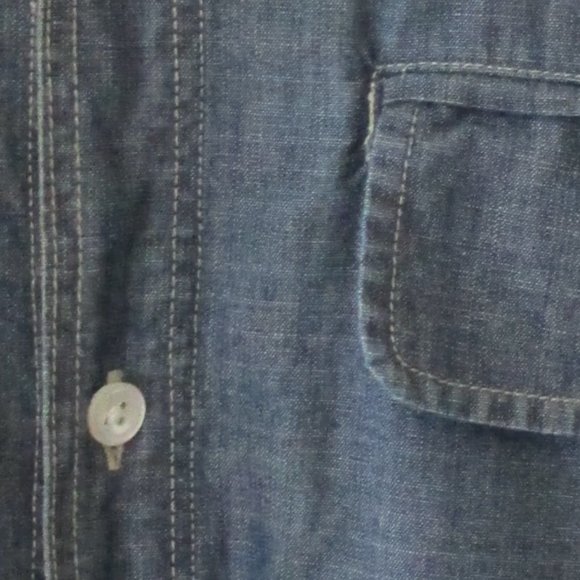 BESPOKEN DENIM BUTTON-DOWN SHIRT - Picture 6 of 10